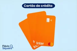 Cartão Inter Gold laranja, com chip e símbolo de aproximação.